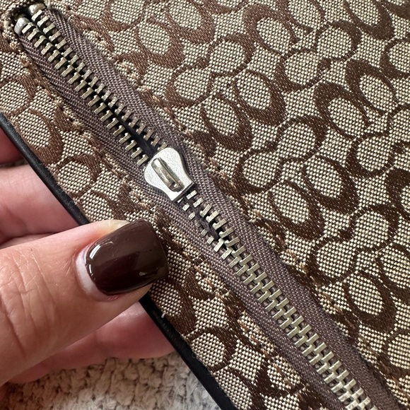 Vintage Coach signature C small crossbody bag back zip pocket Pre Loved - Picture 5 of 7